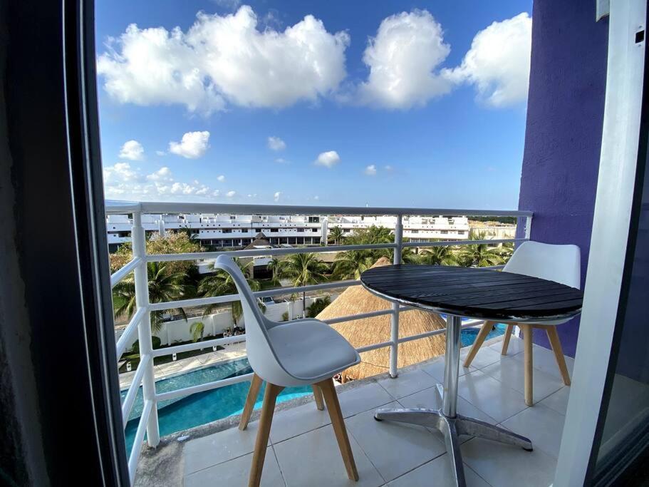 Home & Office Cancun Pool Extérieur photo